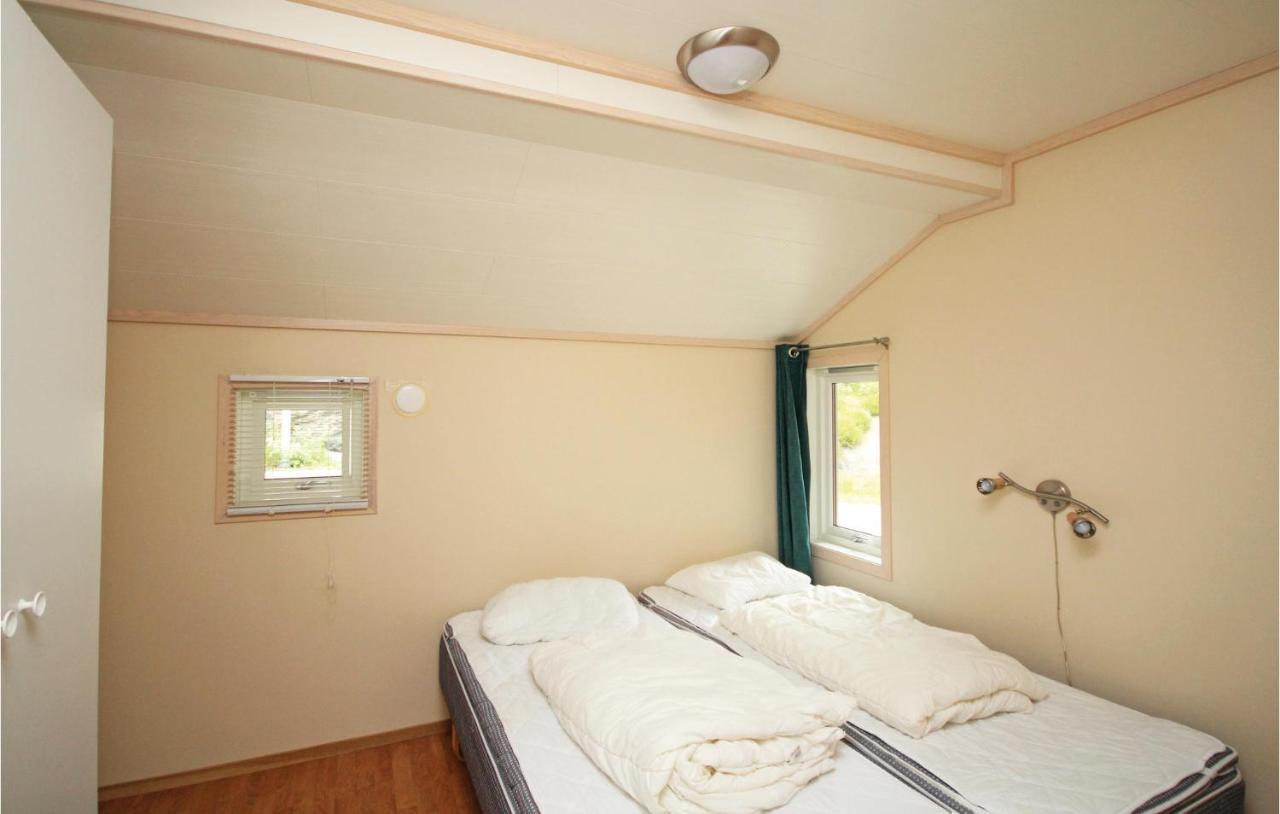 Amazing Home In Nedstrand With 5 Bedrooms, Sauna And Wifi Exteriör bild